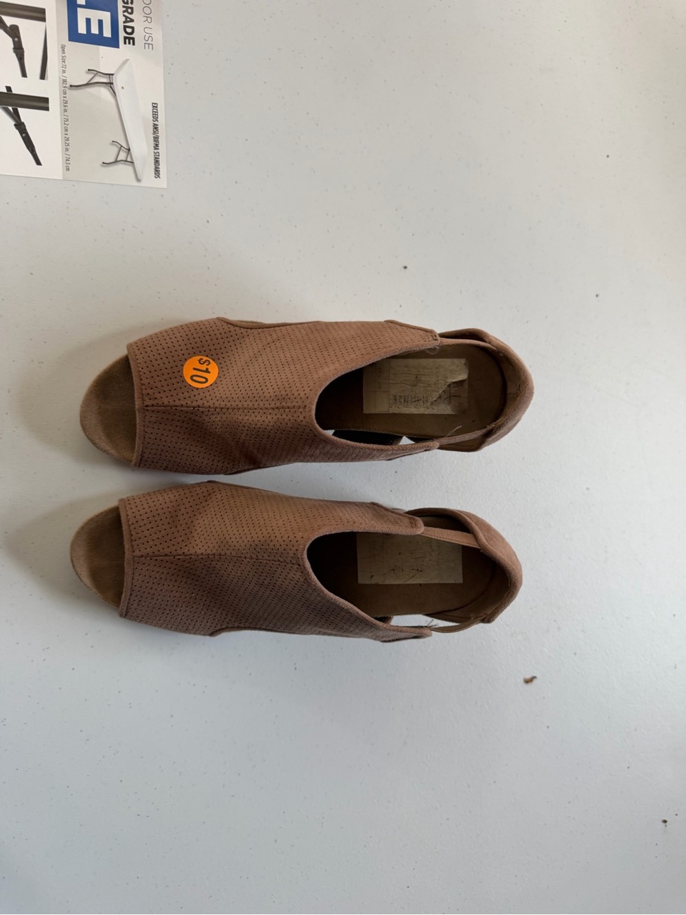 Women’s Open-Toe Slingback Sandals in Brown